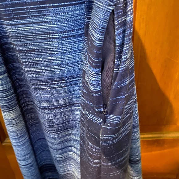 The North Face- active dress with built in bra - Picture 9 of 11